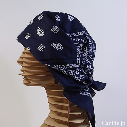 大きいサイズのバンダナ（ネイビー）