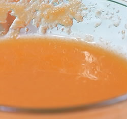 にんじんジュースのアップ